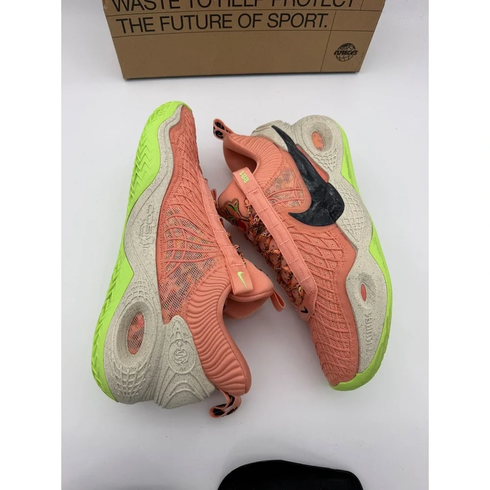 Nike cosmic unity